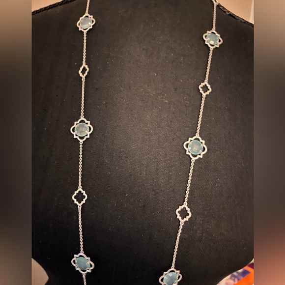 N111 STELLA & DOT AMALA STATIONED NECKLACE new MSRP $79 - Picture 3 of 12